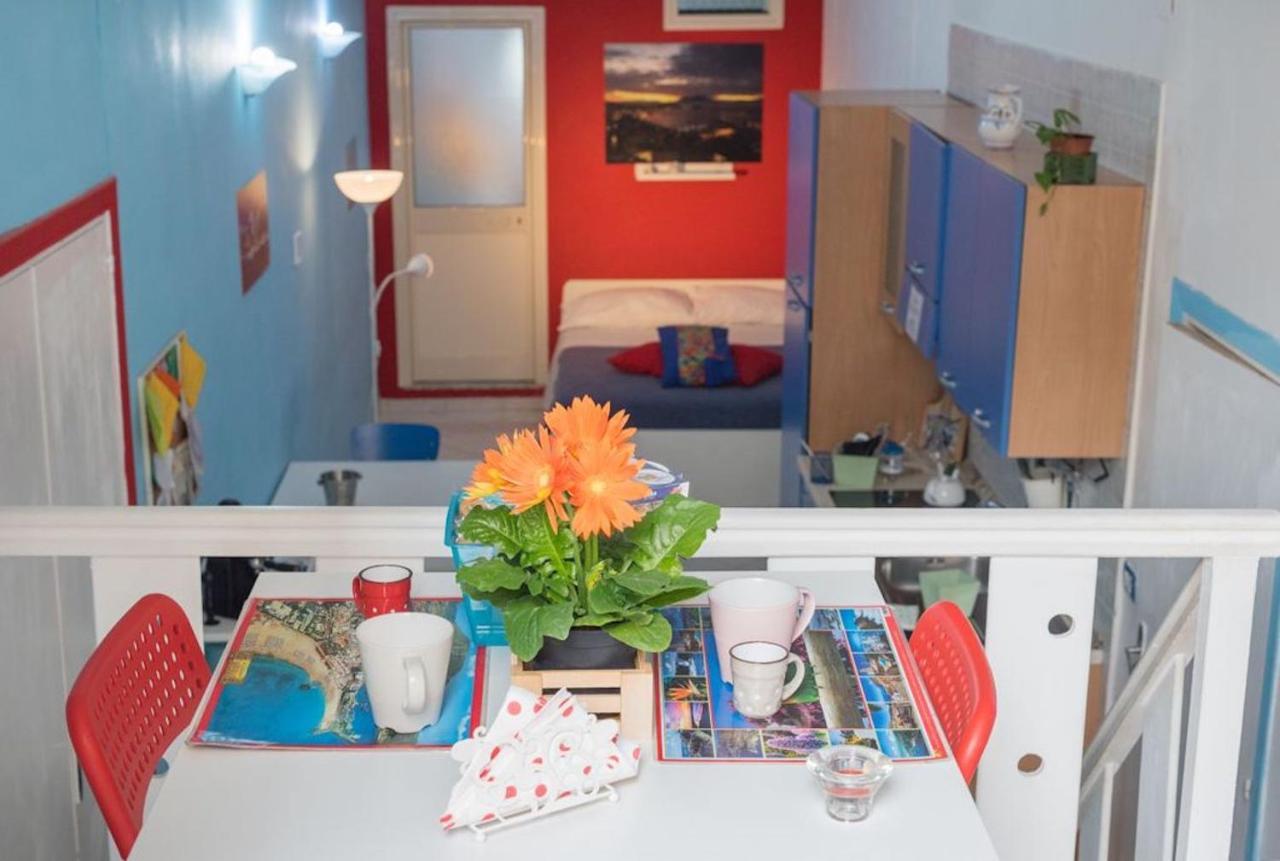 Appartement Bobbo House Ii, La Finestra Sugli Scavi Napels